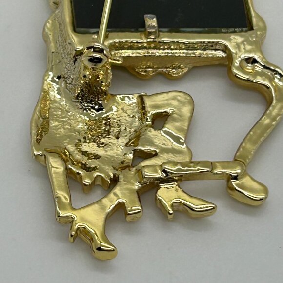 Vintage Gold-Tone Vanity Brooch With Lady At Dressing Table Mirror Design - Picture 10 of 13